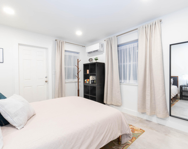 1826 Jefferson Street - Photo Thumbnail 18