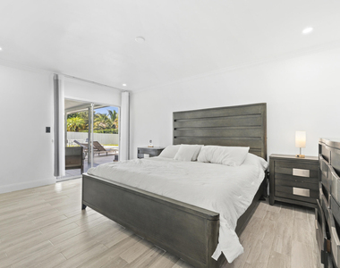 245 Sandpiper Avenue - Photo Thumbnail 15