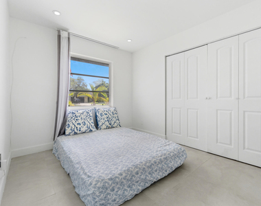 245 Sandpiper Avenue - Photo Thumbnail 19