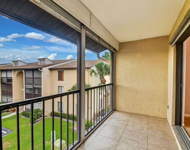 812 Sky Pine Way - Photo Thumbnail 14