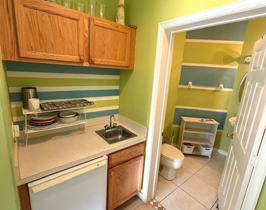 8247 Mulligan Circle - Photo Thumbnail 3