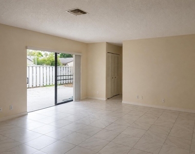 1313 Peppertree Trail - Photo Thumbnail 3