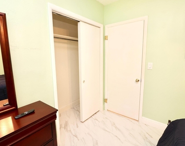 842 Ne 154th Street - Photo Thumbnail 15
