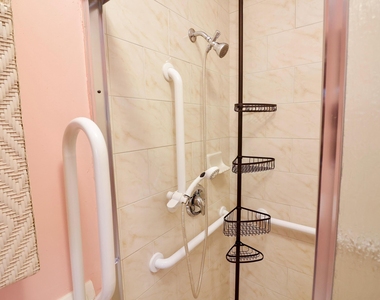 842 Ne 154th Street - Photo Thumbnail 23