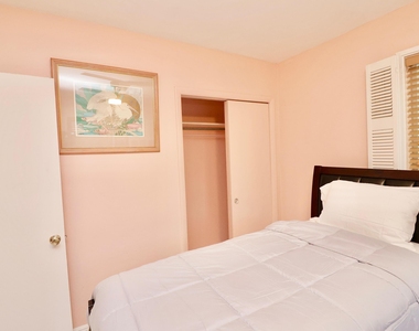 842 Ne 154th Street - Photo Thumbnail 28