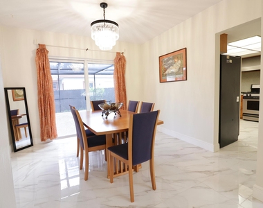 842 Ne 154th Street - Photo Thumbnail 2