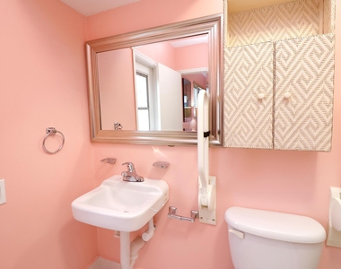842 Ne 154th Street - Photo Thumbnail 22