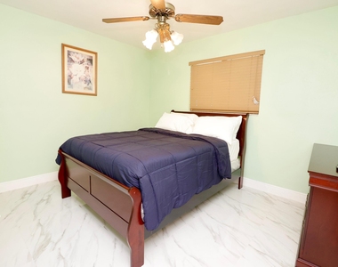 842 Ne 154th Street - Photo Thumbnail 29