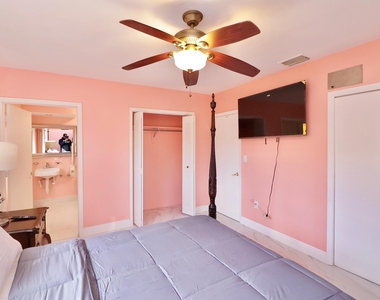842 Ne 154th Street - Photo Thumbnail 18