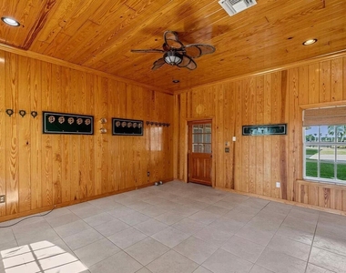 4591 South Road - Photo Thumbnail 17