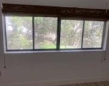 2445 Sw 18th Terrace - Photo Thumbnail 19