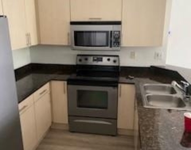 2445 Sw 18th Terrace - Photo Thumbnail 17