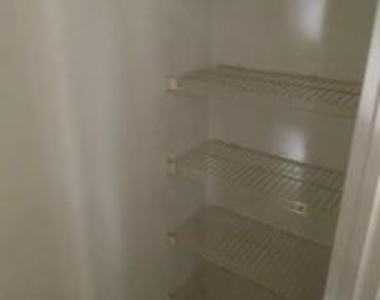 2445 Sw 18th Terrace - Photo Thumbnail 23