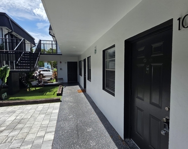 2843 Fillmore Street - Photo Thumbnail 13