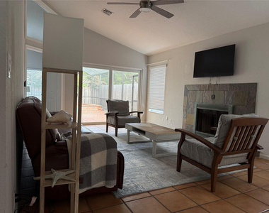 607 Sw 15th Street - Photo Thumbnail 17