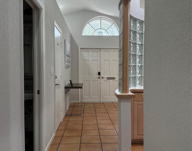 607 Sw 15th Street - Photo Thumbnail 7