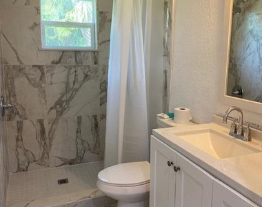 507 S 22nd Street - Photo Thumbnail 11