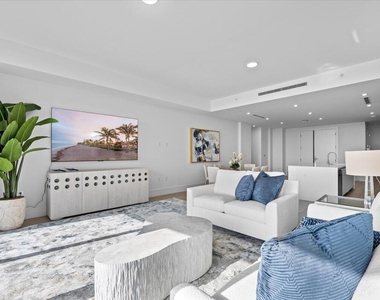 220 Lake Shore Drive - Photo Thumbnail 11