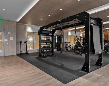 220 Lake Shore Drive - Photo Thumbnail 45