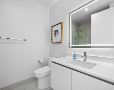 220 Lake Shore Drive - Photo Thumbnail 20