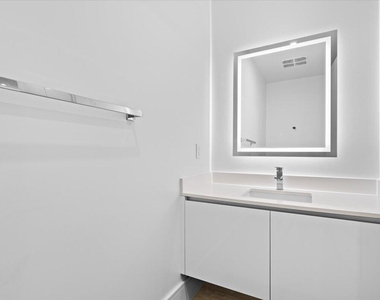 220 Lake Shore Drive - Photo Thumbnail 14