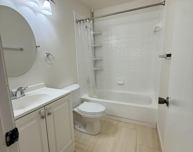 612 N University Drive - Photo Thumbnail 26
