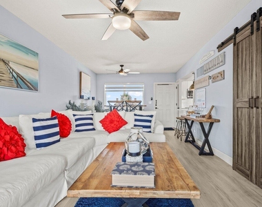 629 Se 19th Avenue - Photo Thumbnail 3