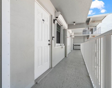 629 Se 19th Avenue - Photo Thumbnail 25