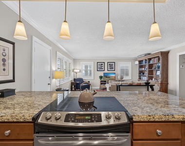 3600 N Ocean Drive - Photo Thumbnail 9