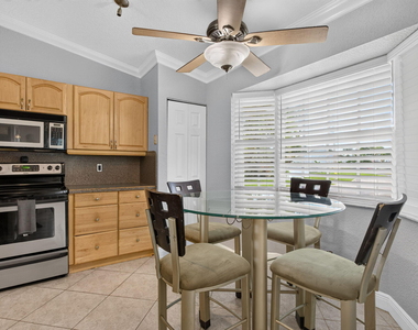 7516 Nw 88th Terrace - Photo Thumbnail 2