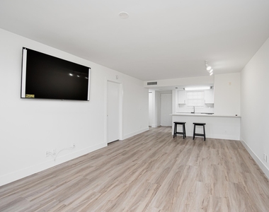 6292 La Costa Drive - Photo Thumbnail 6