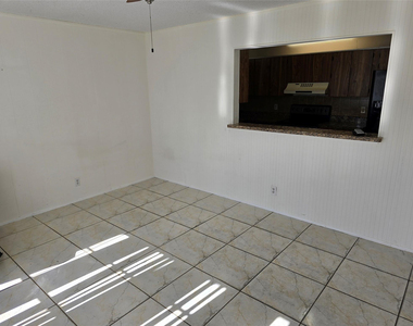 433 Sw 61st Terrace - Photo Thumbnail 2