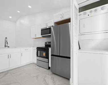 8580 Nw 32nd Street - Photo Thumbnail 5