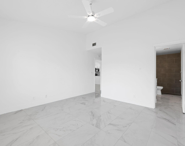 8580 Nw 32nd Street - Photo Thumbnail 11