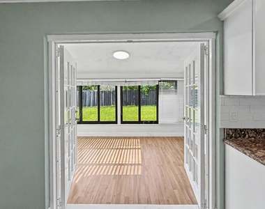 150 Se 5th Court - Photo Thumbnail 6