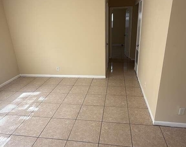1522 S N Street - Photo Thumbnail 1