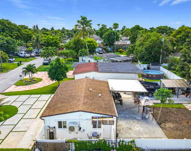 6135 Nw 24th Court - Photo Thumbnail 22