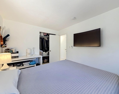 6135 Nw 24th Court - Photo Thumbnail 12