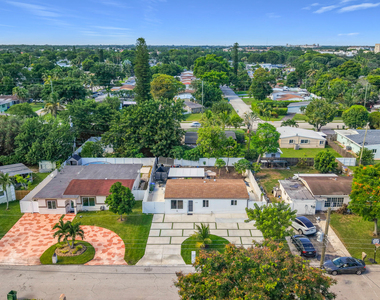 6135 Nw 24th Court - Photo Thumbnail 1