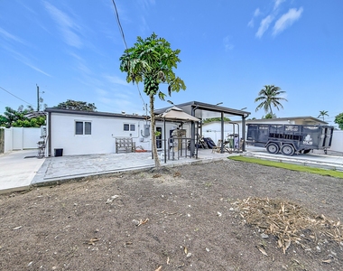 6135 Nw 24th Court - Photo Thumbnail 21