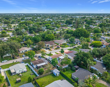 6135 Nw 24th Court - Photo Thumbnail 29