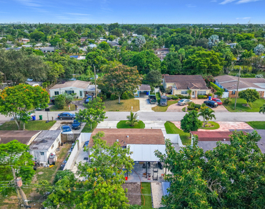 6135 Nw 24th Court - Photo Thumbnail 24