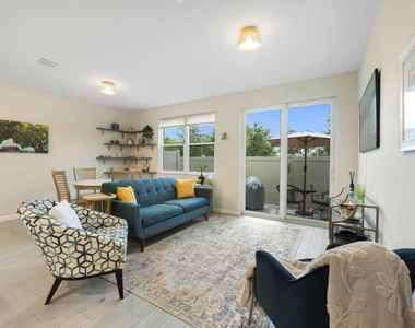 3936 Se Caladium Court - Photo Thumbnail 1