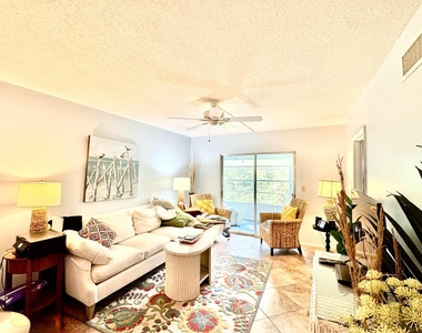 1100 Ponce De Leon Circle - Photo Thumbnail 3