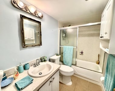 1100 Ponce De Leon Circle - Photo Thumbnail 19