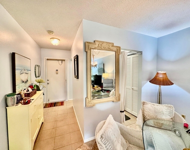 1100 Ponce De Leon Circle - Photo Thumbnail 8