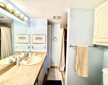 1100 Ponce De Leon Circle - Photo Thumbnail 14
