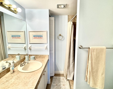 1100 Ponce De Leon Circle - Photo Thumbnail 16