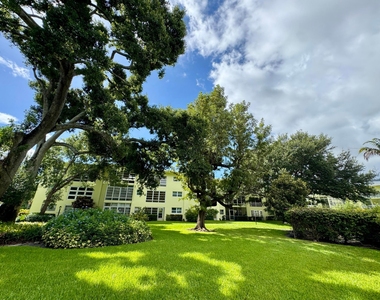 1100 Ponce De Leon Circle - Photo Thumbnail 32