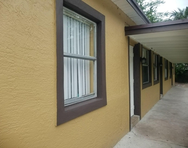 418 Nw 13th Avenue - Photo Thumbnail 1